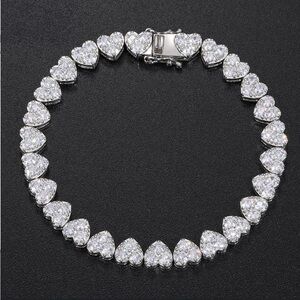 Elegant Silver Heart Bracelet